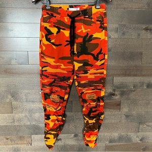Army Style Cameo Pants Orange Size Medium Like New